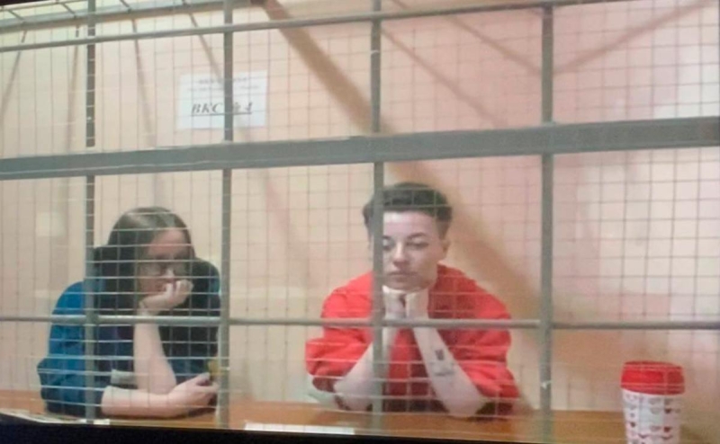 Ургант, Райкин и Миронов попросили выпустить из СИЗО режиссера