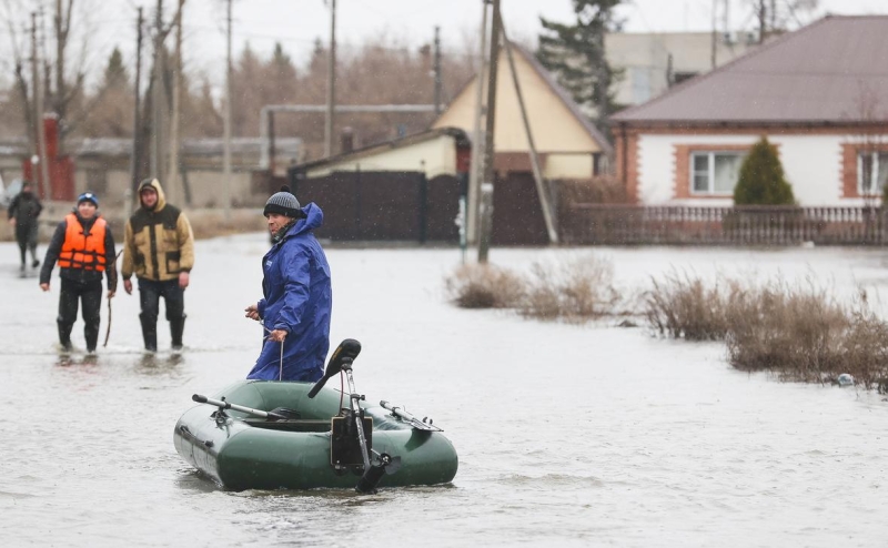 Уровень воды у Кургана достиг опасной отметки