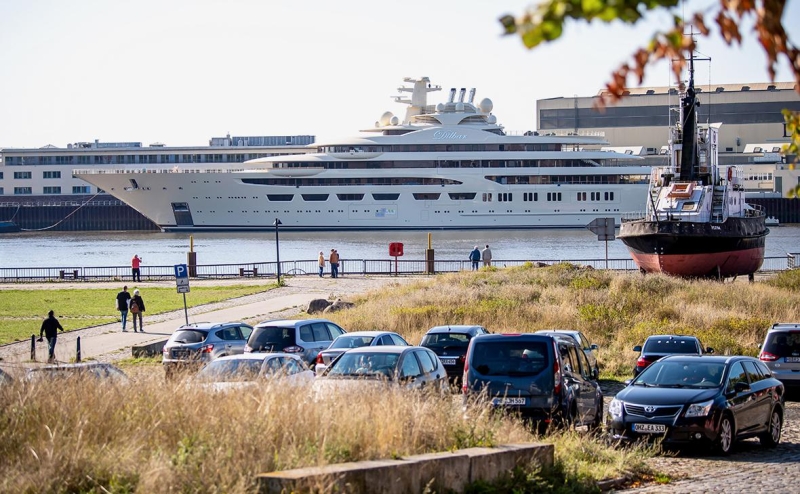 Усманов пожаловался в немецкий конституционный суд после обыска на