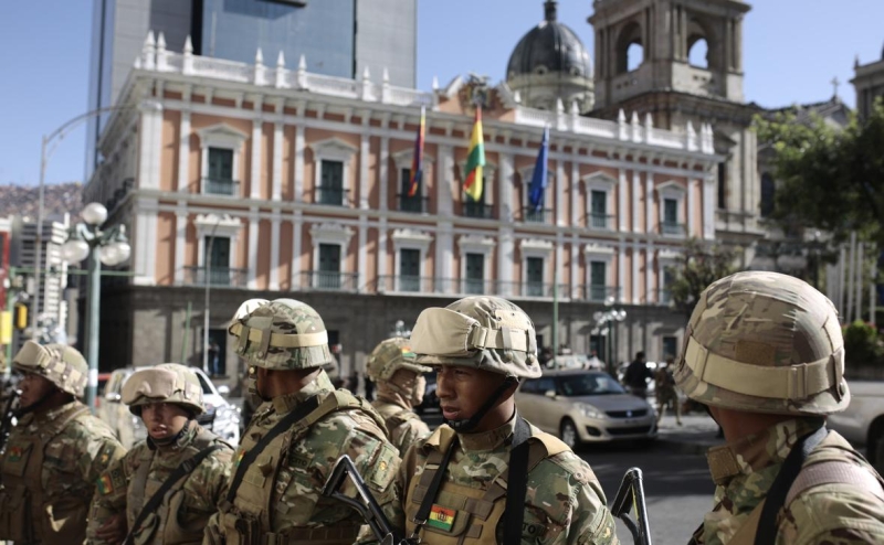 Устроившего попытку переворота в Боливии генерала задержали