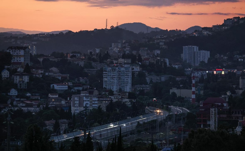 В аэропорту Сочи сняли ограничения на заправку самолетов