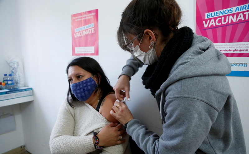 В Аргентине оценили эффект &laquo;Спутника V&raquo; через полгода после вакцинации