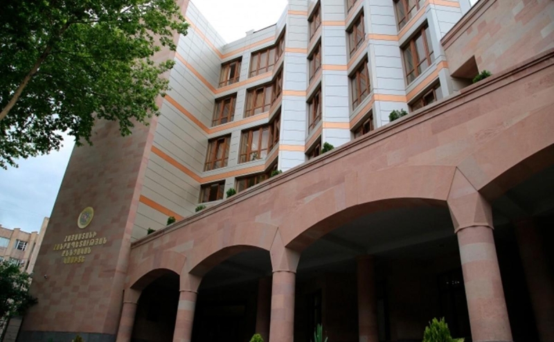 В Армении освободили обозревателя Sputnik и блогера после протеста