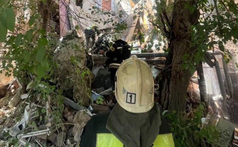 В Астрахани произошло обрушение жилого дома