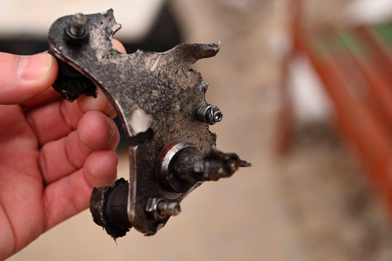 В Белгороде дрон врезался в многоквартирный дом