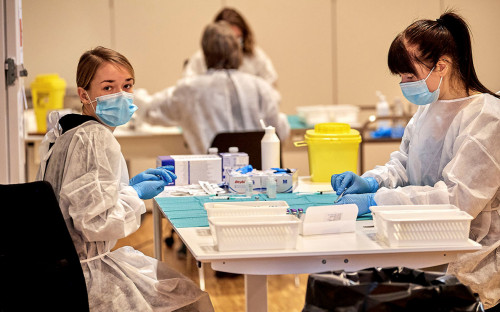 В Британии исключили ввод паспортов вакцинированных