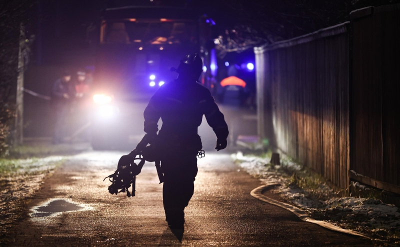 В Брянске из-за атаки дрона загорелся производственный объект