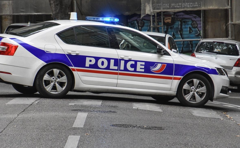 В центре Амстердама пять человек пострадали при нападении с ножом