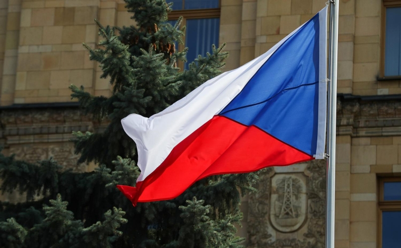 В Чехии предложили давать гражданство только после отказа от