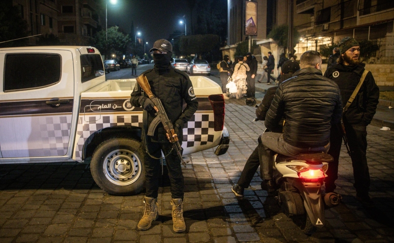 В &laquo;цитадели Асада&raquo; в Сирии ввели комендантский час после&nbsp;протестов