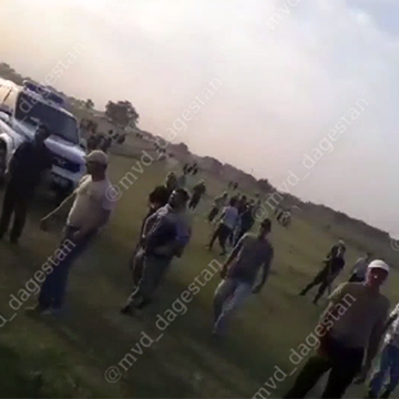 В Дагестане около 100 человек подрались из-за музыки на свадьбе