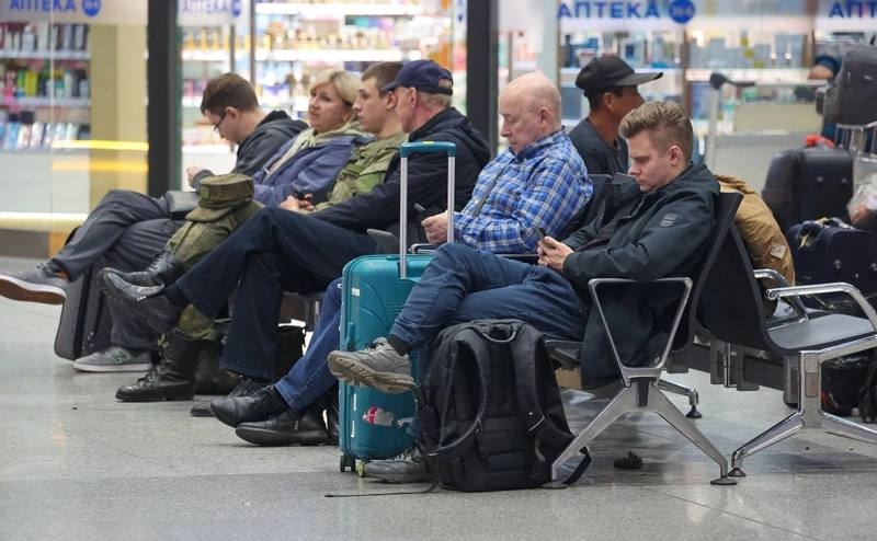 В Домодедово и Жуковском приостановили полеты на фоне атаки дронов