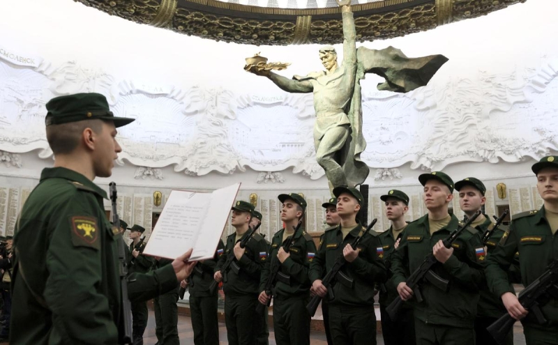 В Думе допустили призыв с 18 до 30 лет на переходный период