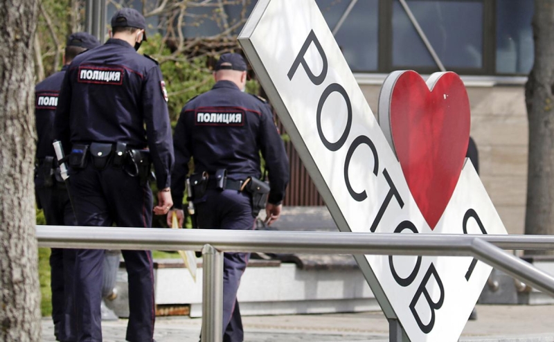 В Думе попросили Грефа прекратить выпуск карт с «радужным единорогом»