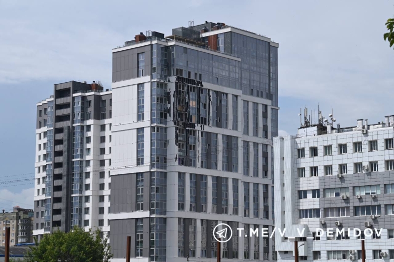 В Думу внесли законопроект о лишении мандатов за поездки за границу