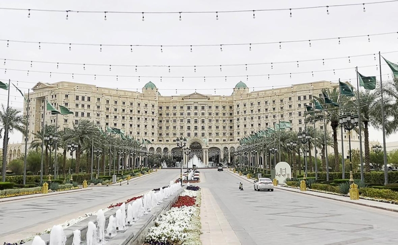 В Эр-Рияде началась встреча делегаций России и США