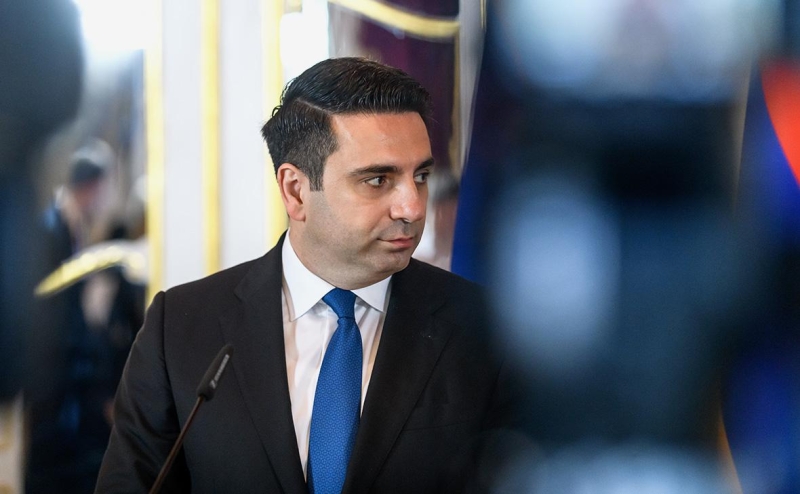 В Ереване предложили обсудить прекращение вещания российских каналов