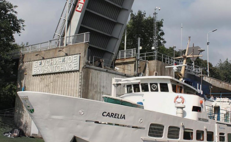 В Эстонии предложили закрывать на ночь еще один КПП на границе с