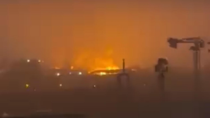 В Гамбурге предупредили об опасном облаке ядовитого дыма из-за пожара
