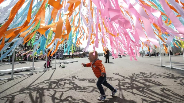 В Госдуме предложат освободить самозанятых таксистов от мед- и