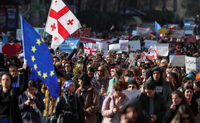 В Грузии отозвали ставший причиной протестов законопроект об