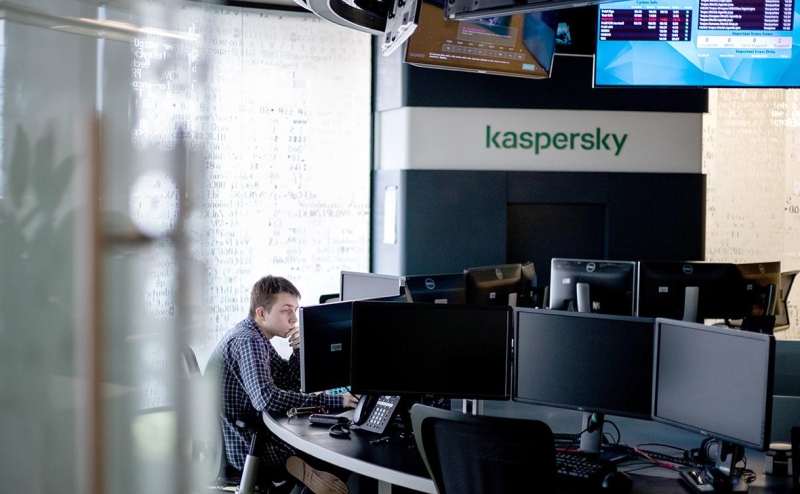 В холдинговой компании «Ростеха» ввели запрет на пользование iPhone