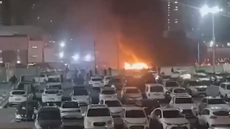 В Израиле остановили общественный транспорт после взрывов в автобусах