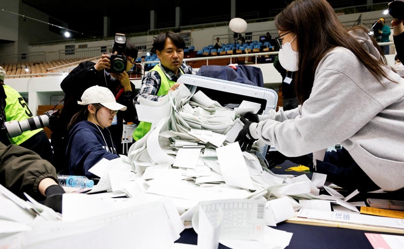 В Южной Корее началось досрочное голосование на выборах президента