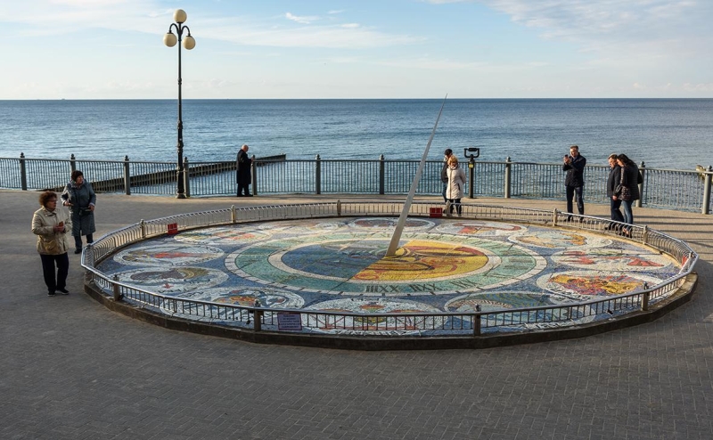 В кабмине одобрили новые сроки пребывания иностранцев по электронной