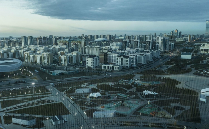 В Казахстане полиция разогнала незаконную акцию с участием 300 человек