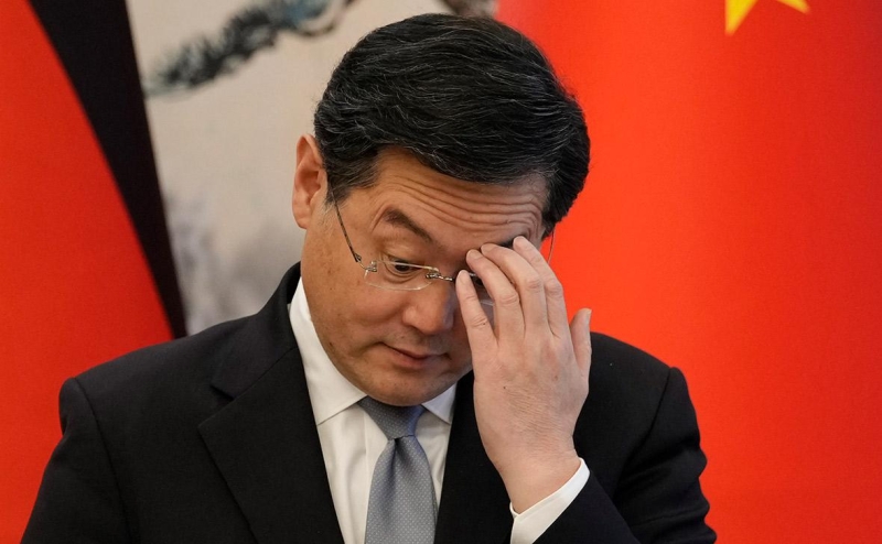 В Китае сняли с должности &laquo;пропавшего&raquo; министра иностранных дел