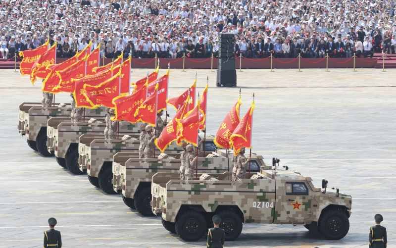 В Китае задержали мужчину за критику парада в честь 80-летия Победы