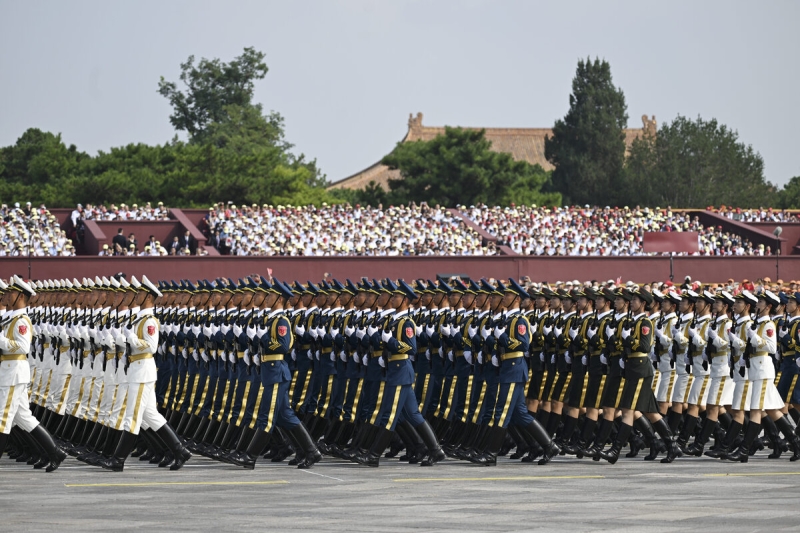 В Китае задержали мужчину за критику парада в честь 80-летия Победы