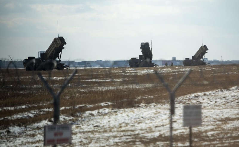 В конгрессе попросили Байдена разрешить Польше сбивать ракеты на