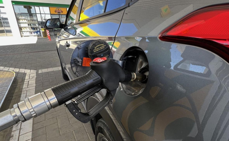 В Крыму ограничили продажу бензина до 20 литров в руки