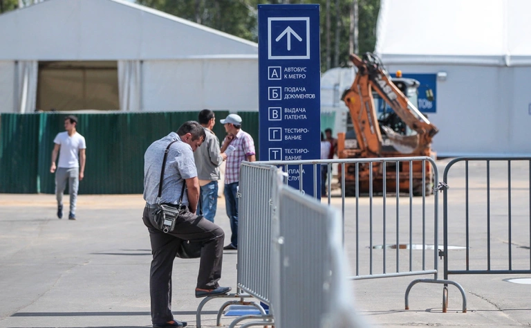 В Крыму приостановили движение поездов на перегоне Симферополь —