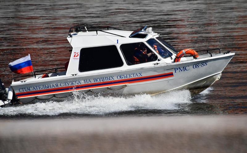 В Крыму в море унесло лодку с военнослужащими-срочниками