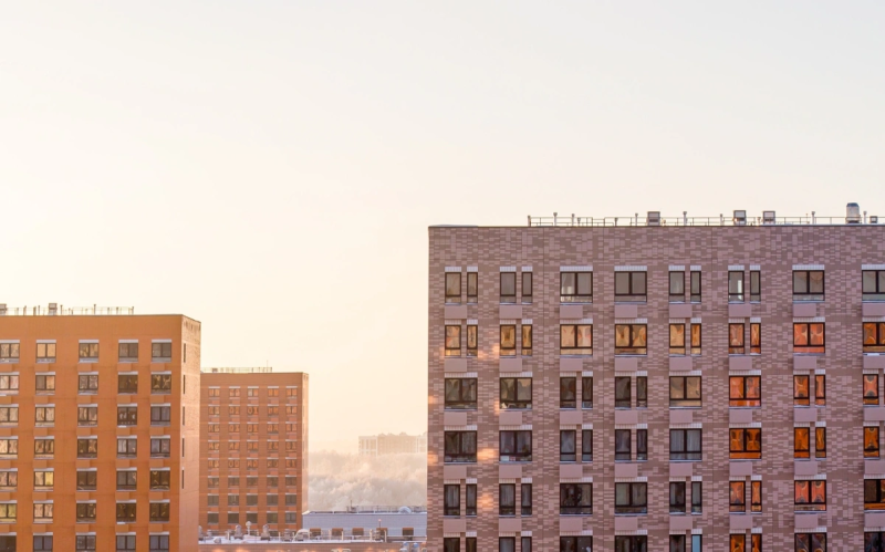 В Ленинградской области запретили мероприятия вне помещений из-за