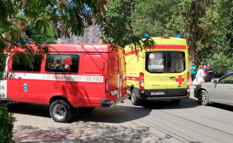 В Махачкале в многоэтажном доме взорвался газ