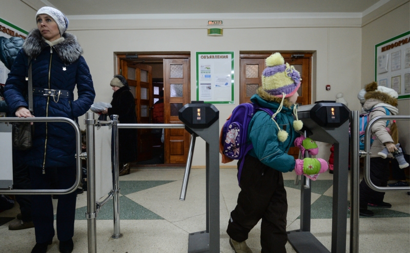 В мэрии Москвы исключили масштабное внедрение распознавания лиц в школах