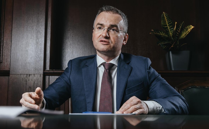 В Минфине рассказали о десятках заявок в месяц от уходящих иностранцев