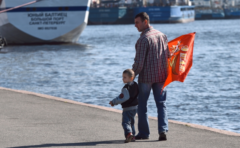 В Минтруде пообещали маткапитал отцам детей от суррогатных матерей