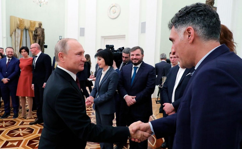 В Москве началось прощание с Тиграном Кеосаяном