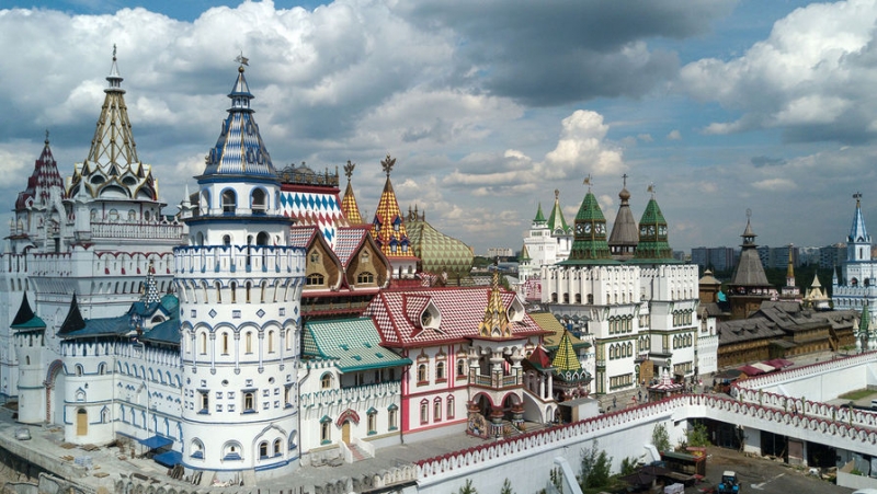 В Москве загорелся Измайловский Кремль