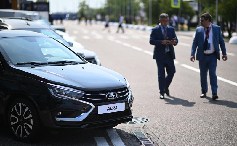 В ноябре резко упала выдача паспортов на автомобили