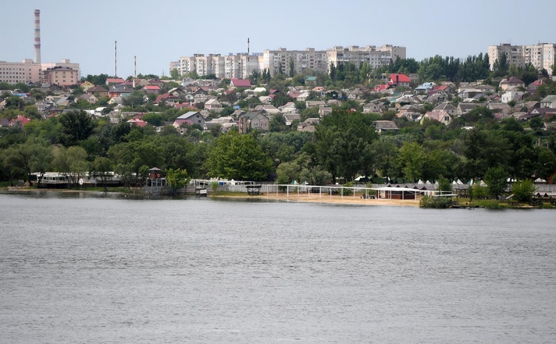В Новой Каховке объявили эвакуацию с рабочих мест после обстрела