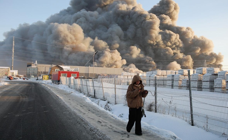 В офис Wildberries пришли силовики из-за пожара в Шушарах