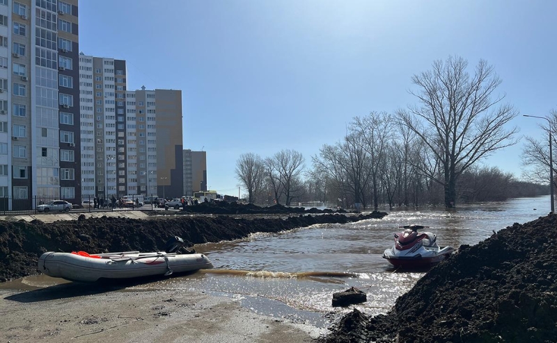 В Оренбурге заявили о критическом положении и объявили массовую