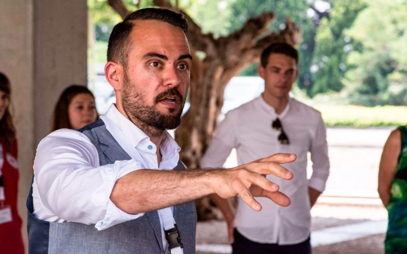 В Петербурге полностью вакцинировались от COVID-19 более 1 млн человек