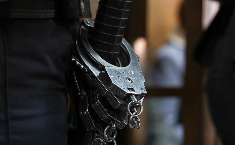 В Петербурге школьнику дали 6 лет колонии за попытку поджога